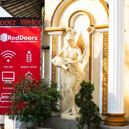 Reddoorz Near Jimbaran Market Bandungan Hotel Semarang Exterior photo