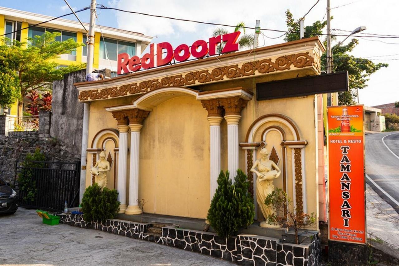 Reddoorz Near Jimbaran Market Bandungan Hotel Semarang Exterior photo